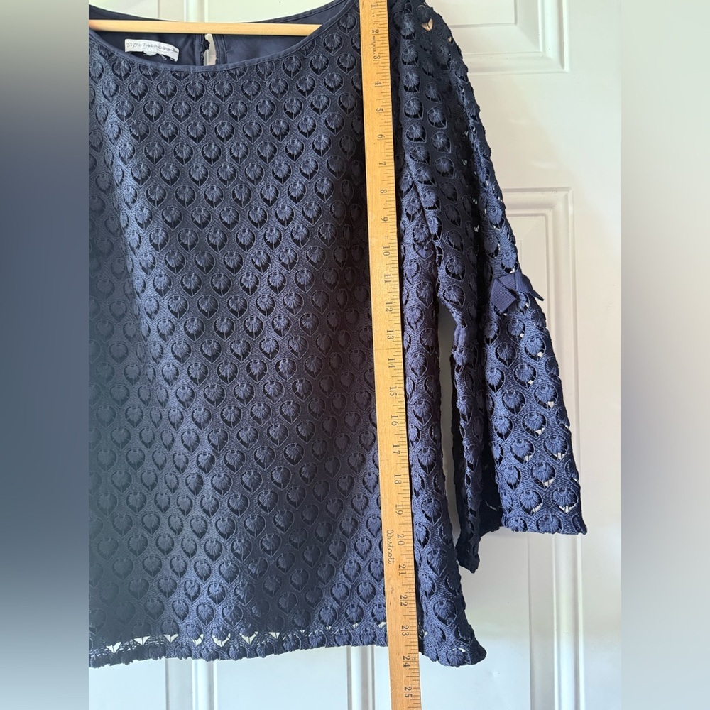🔥3/$18 rsvp by Talbots Navy Blue Eyelet Lace Blouse - Picture 7 of 8